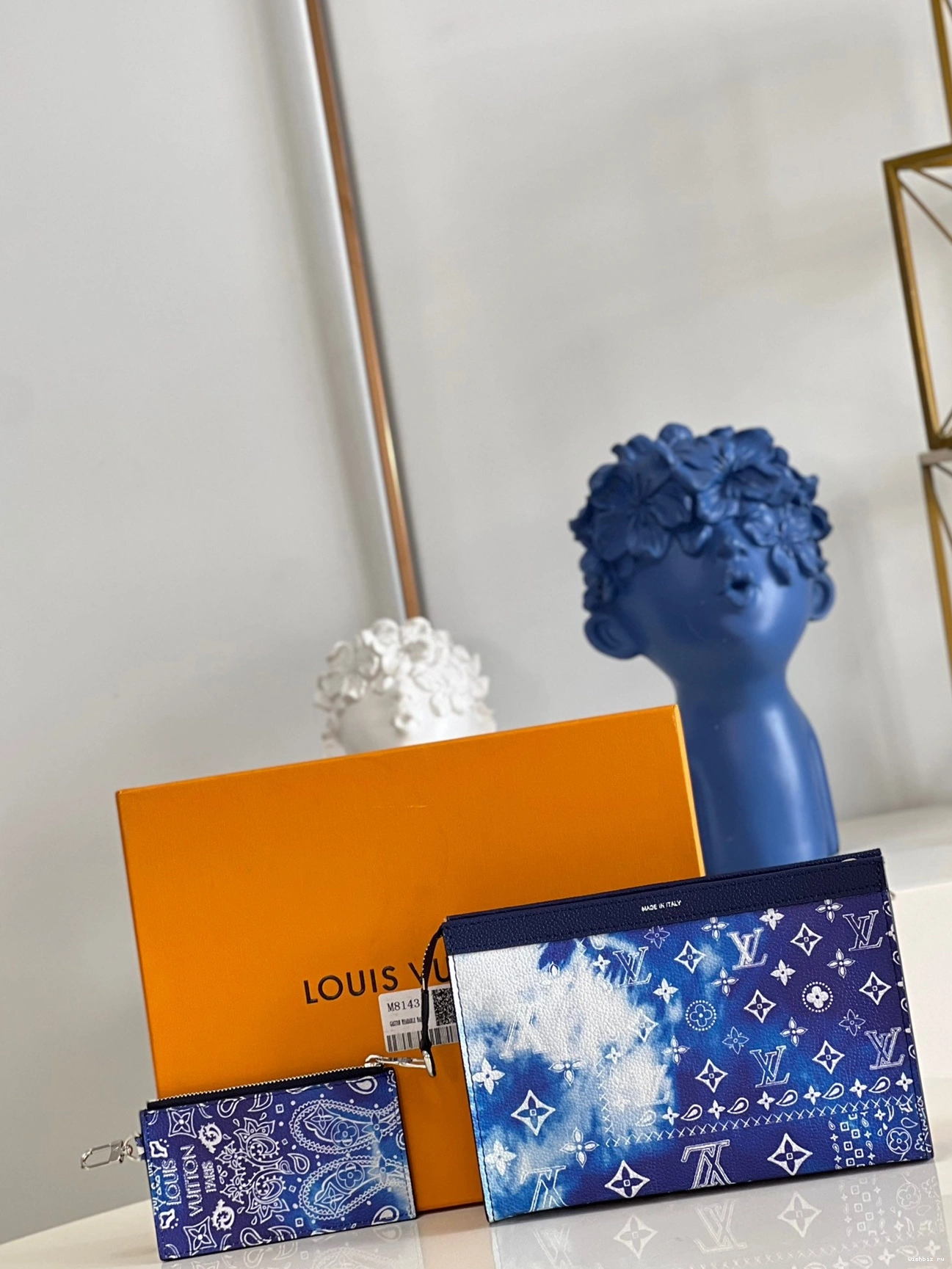 WIS LOUIS VUITTON WEARABLE GASTON 0304